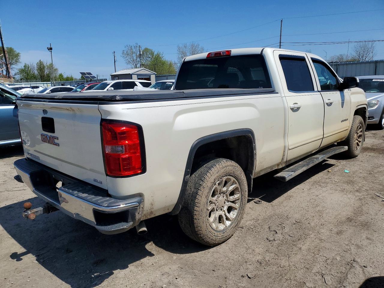 2014 GMC SIERRA K1500 SLE photo 3