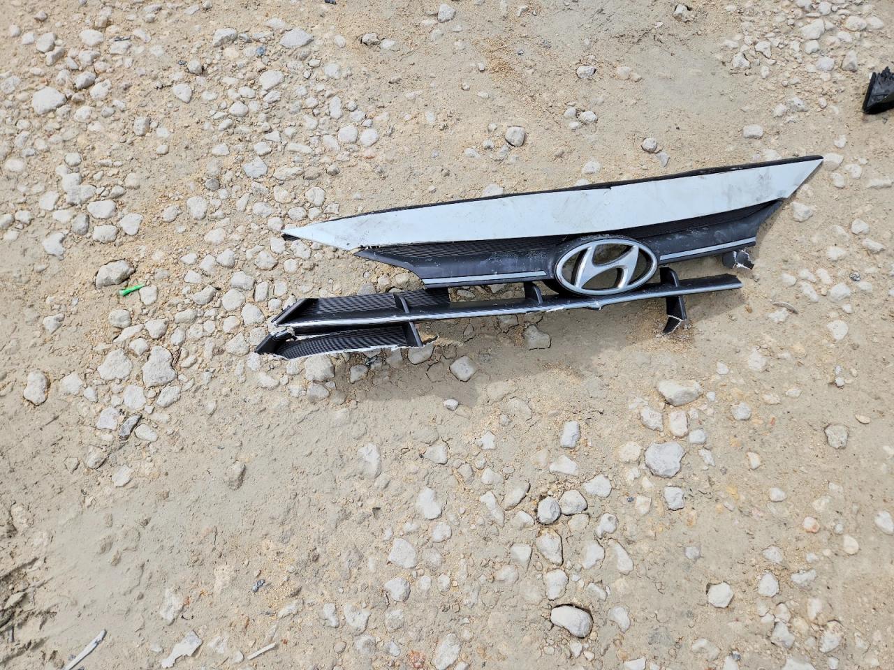 2019 HYUNDAI ELANTRA SE photo 23