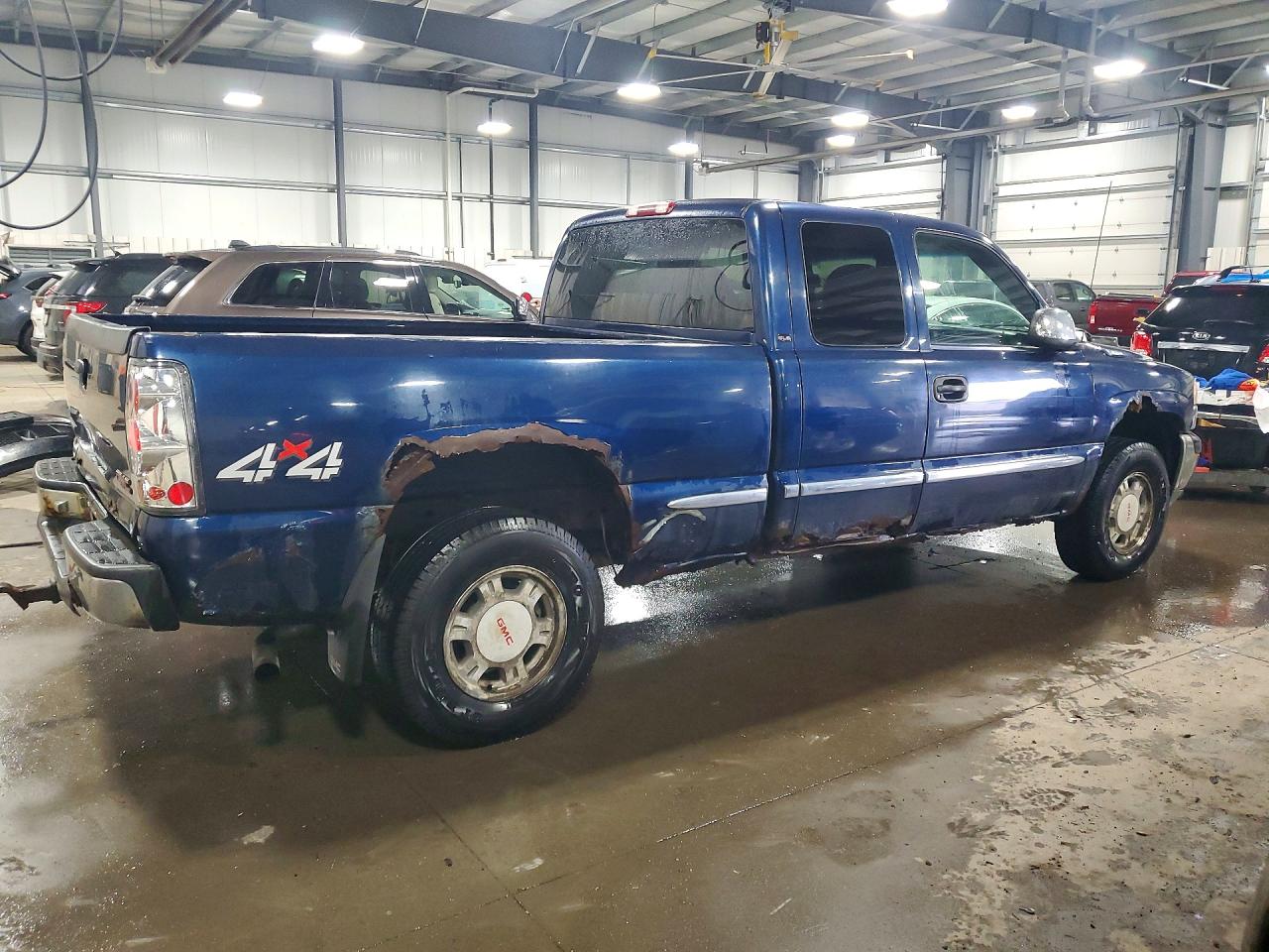 2001 GMC NEW SIERRA K1500 photo 3