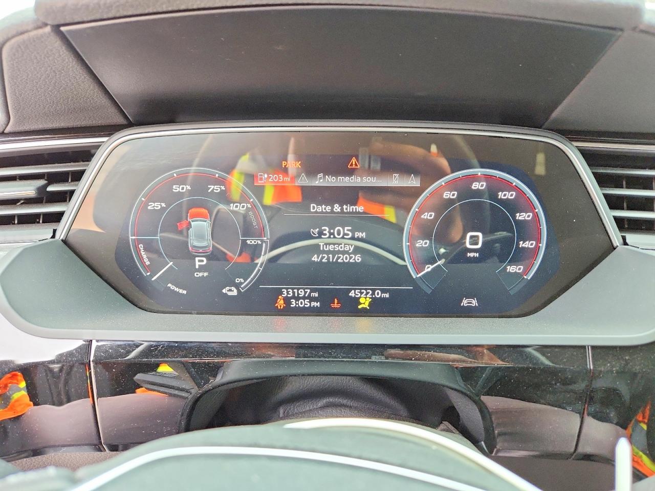 2021 AUDI E-TRON PREMIUM photo 17