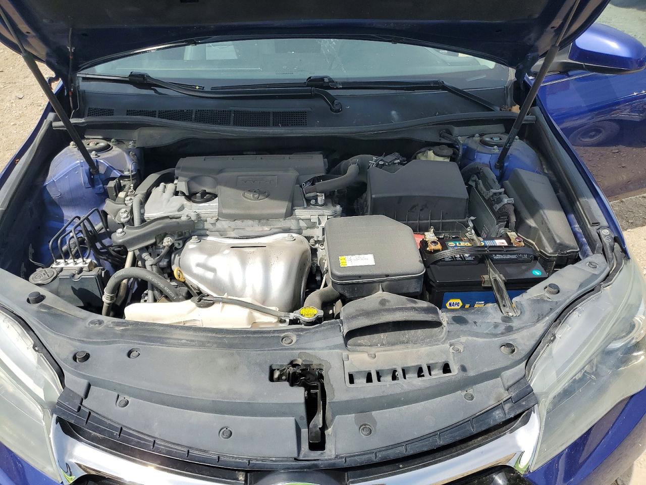 2016 TOYOTA CAMRY SE photo 31