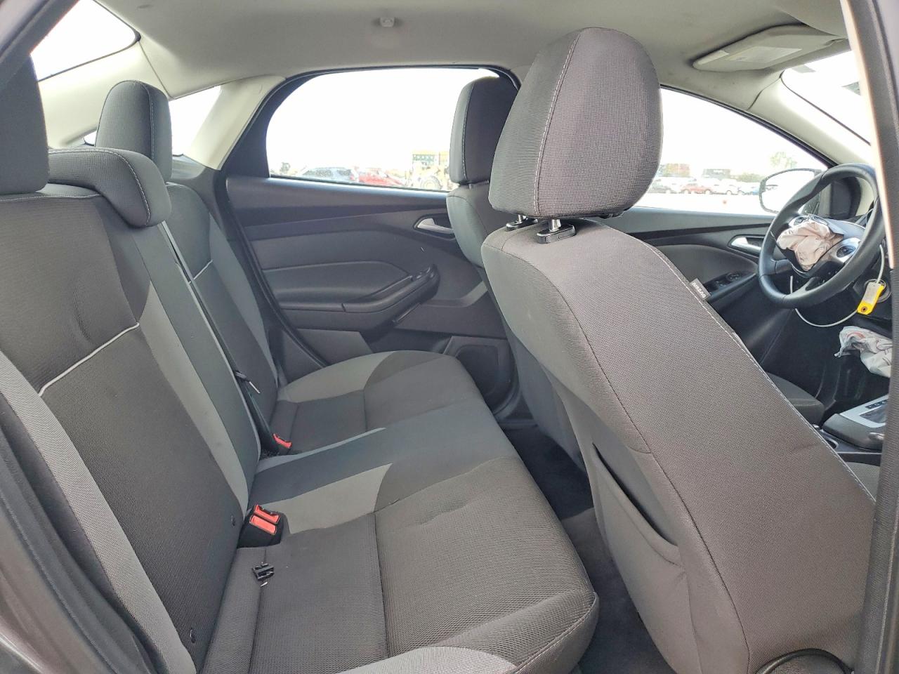 2013 FORD FOCUS SE photo 10