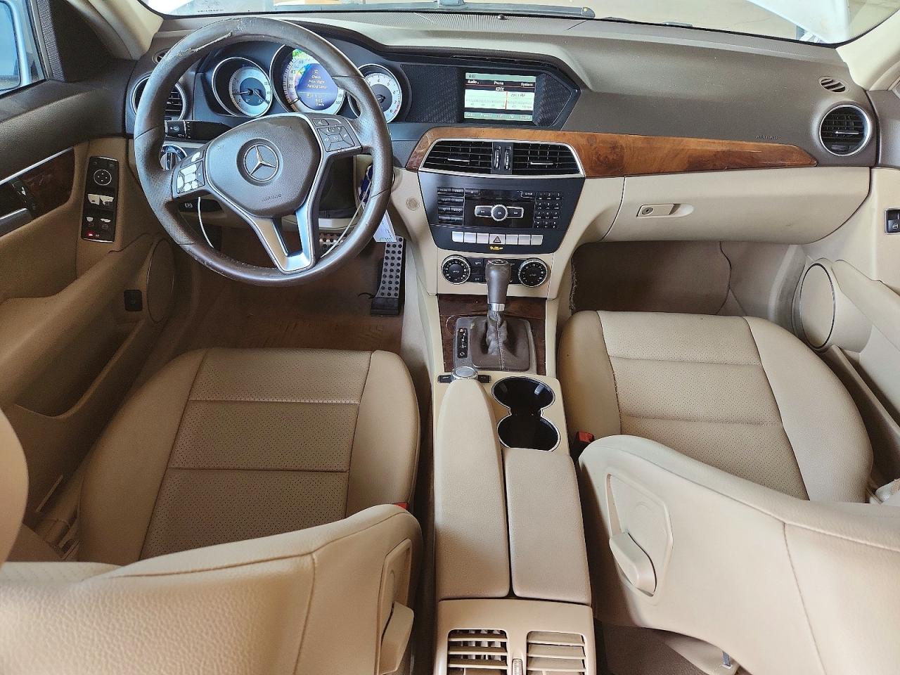 2014 MERCEDES-BENZ C 250 photo 15