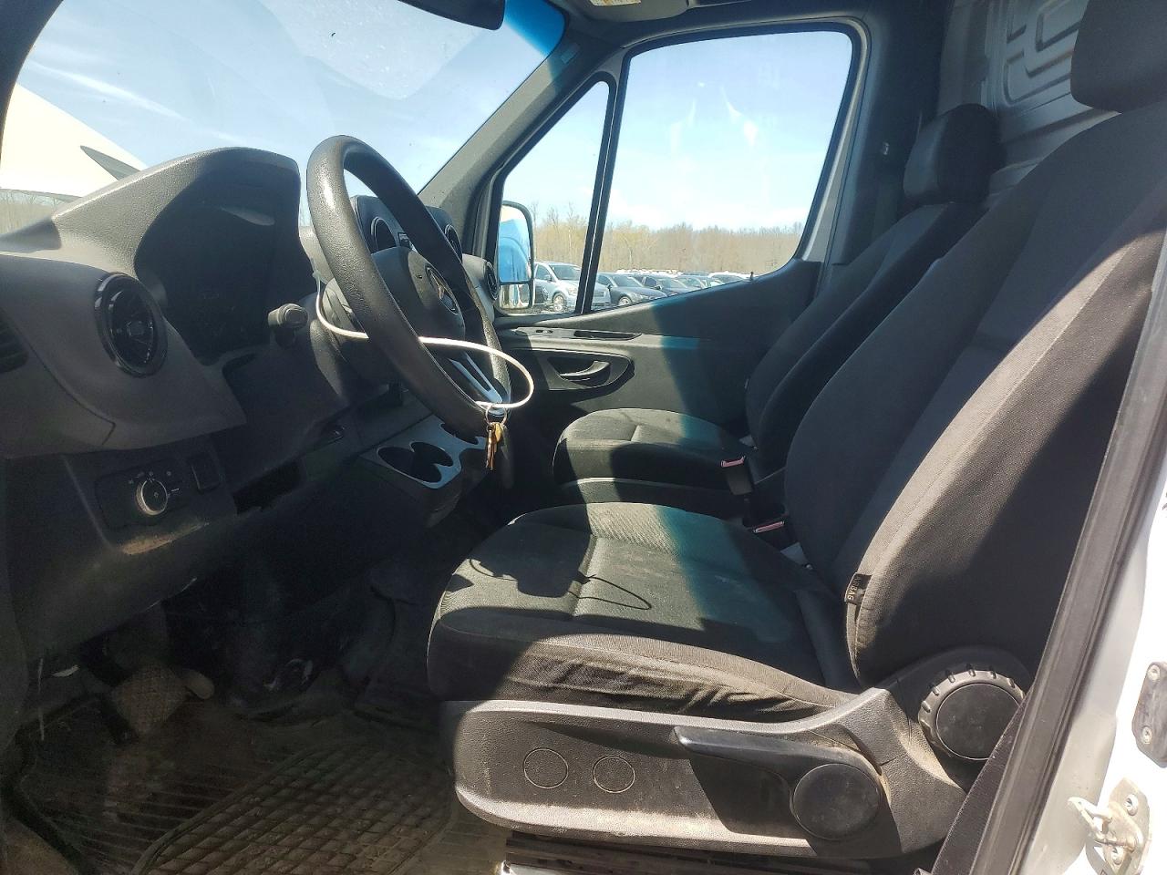 2023 MERCEDES-BENZ SPRINTER 2500 photo 7