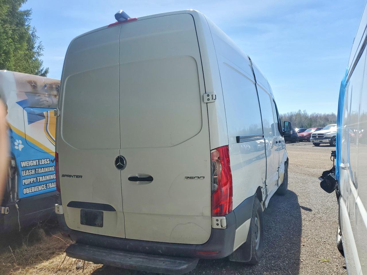 2023 MERCEDES-BENZ SPRINTER 2500 photo 3