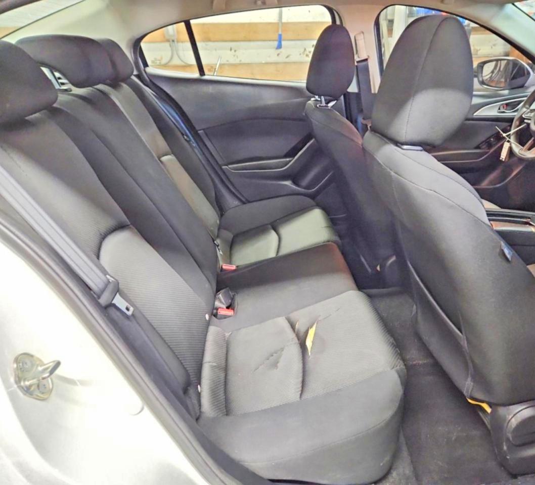 2018 MAZDA 3 SPORT photo 19