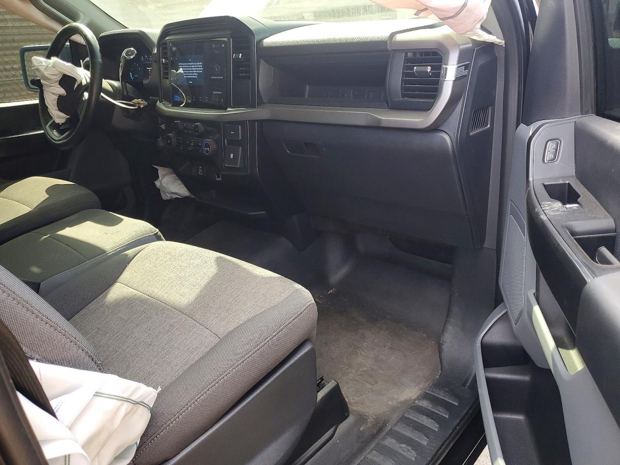 2025 FORD F150 XL photo 22