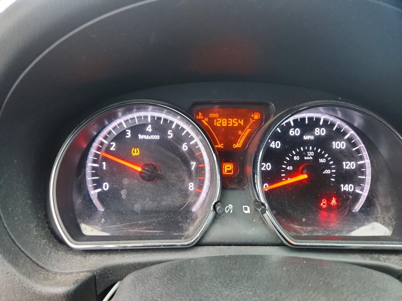 2012 NISSAN VERSA 1.6 S photo 9