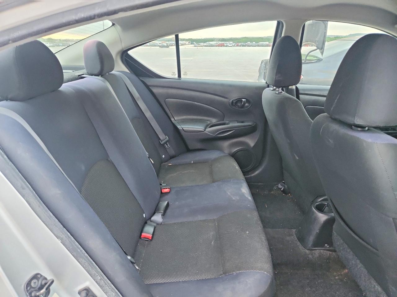 2012 NISSAN VERSA 1.6 S photo 10