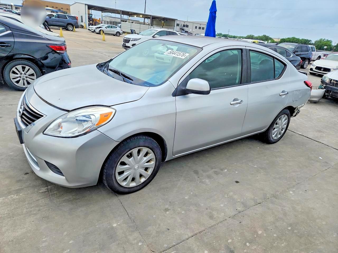 2012 NISSAN VERSA