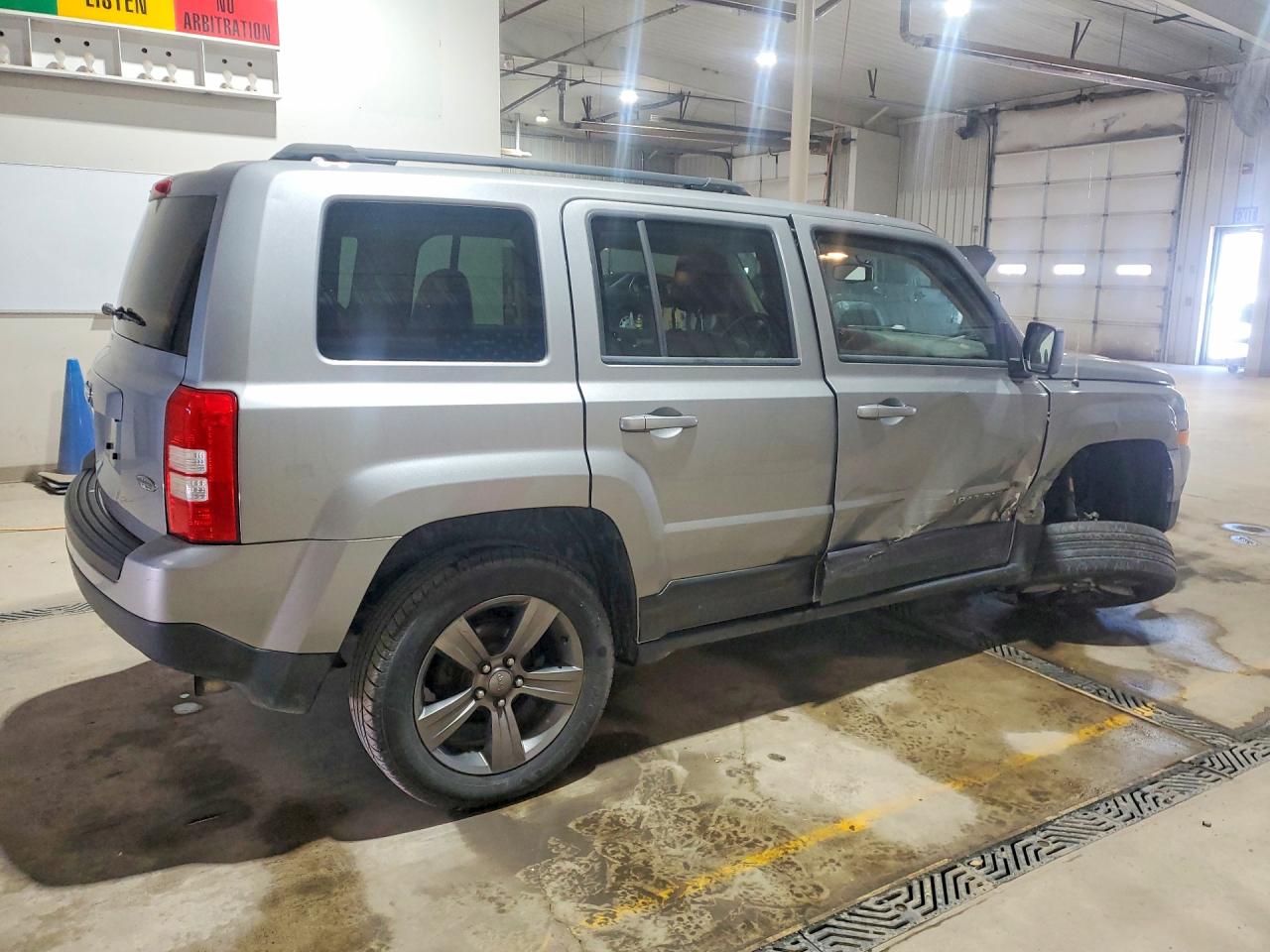 2015 JEEP PATRIOT LATITUDE photo 7