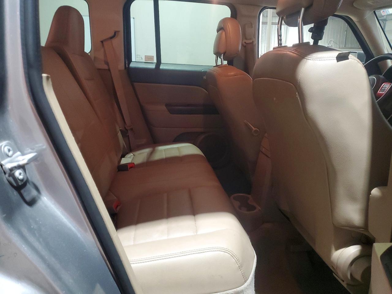 2015 JEEP PATRIOT LATITUDE photo 31