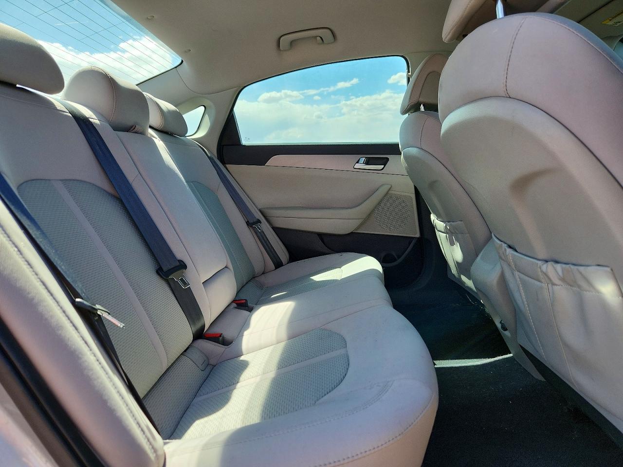2016 HYUNDAI SONATA SE photo 19