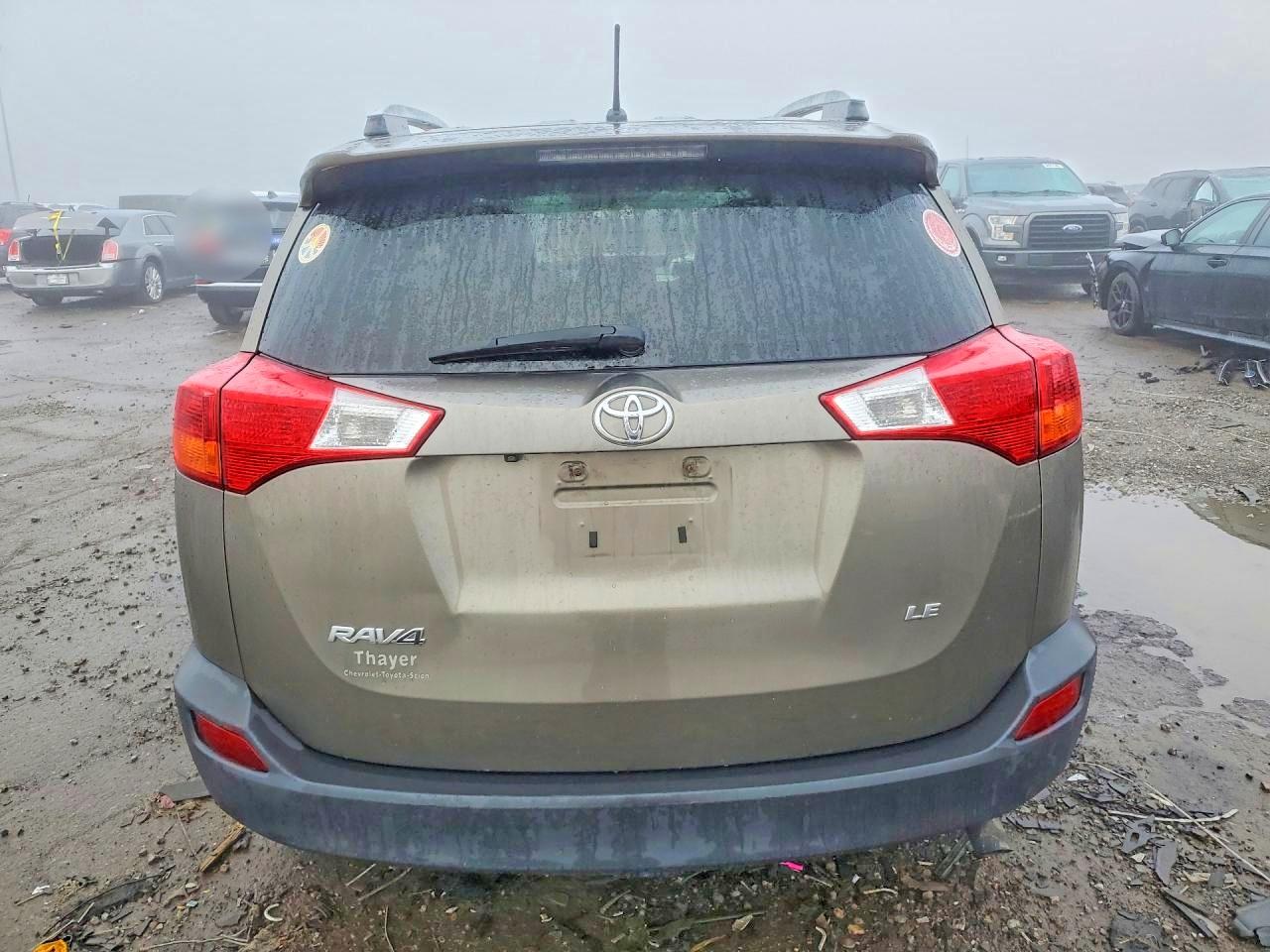2013 TOYOTA RAV4 LE photo 6