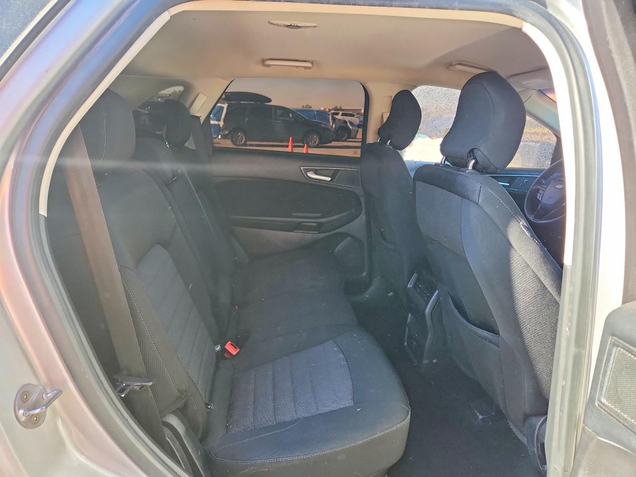 2017 FORD EDGE SE photo 21