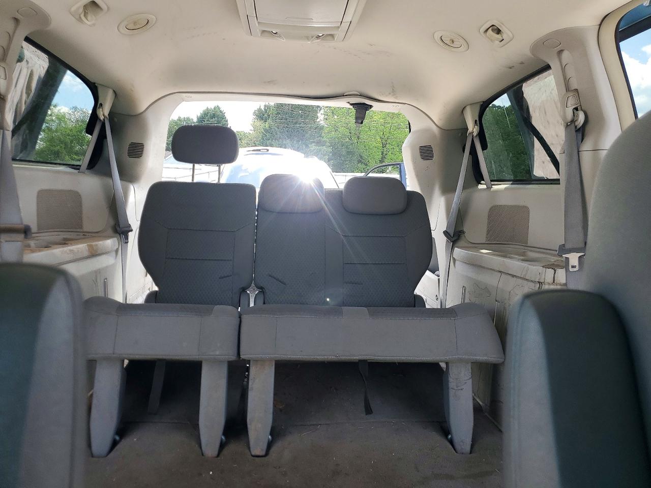 2010 CHRYSLER TOWN & COUNTRY TOURING photo 28