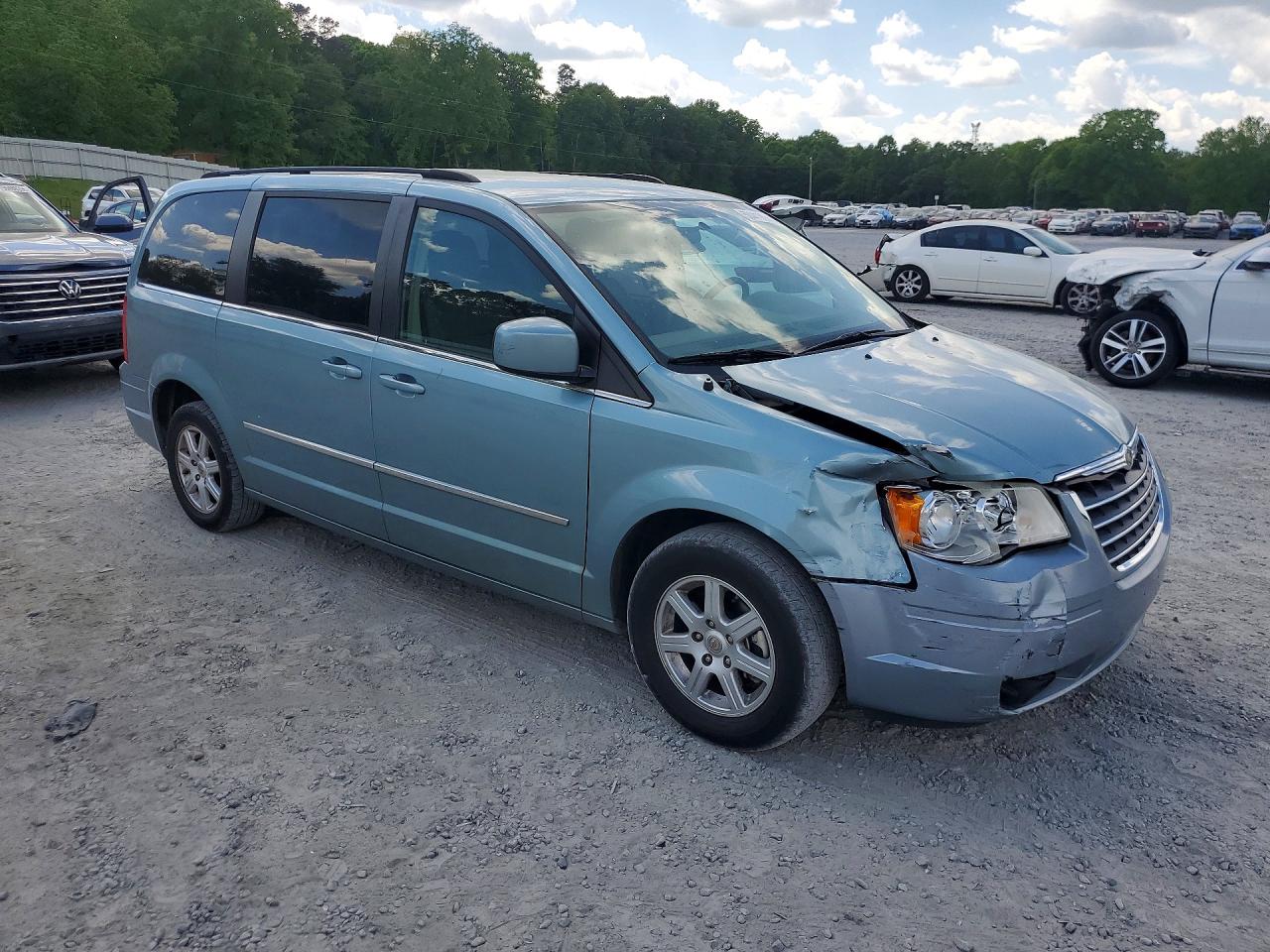 2010 CHRYSLER TOWN & COUNTRY TOURING photo 10