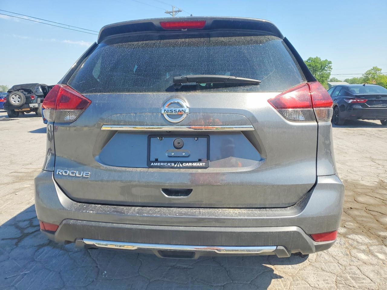 2018 NISSAN ROGUE S photo 6