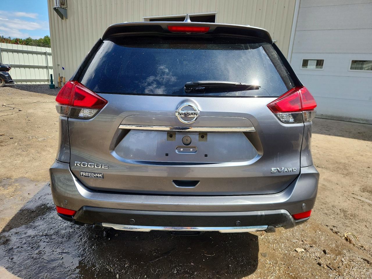 2019 NISSAN ROGUE SV photo 11