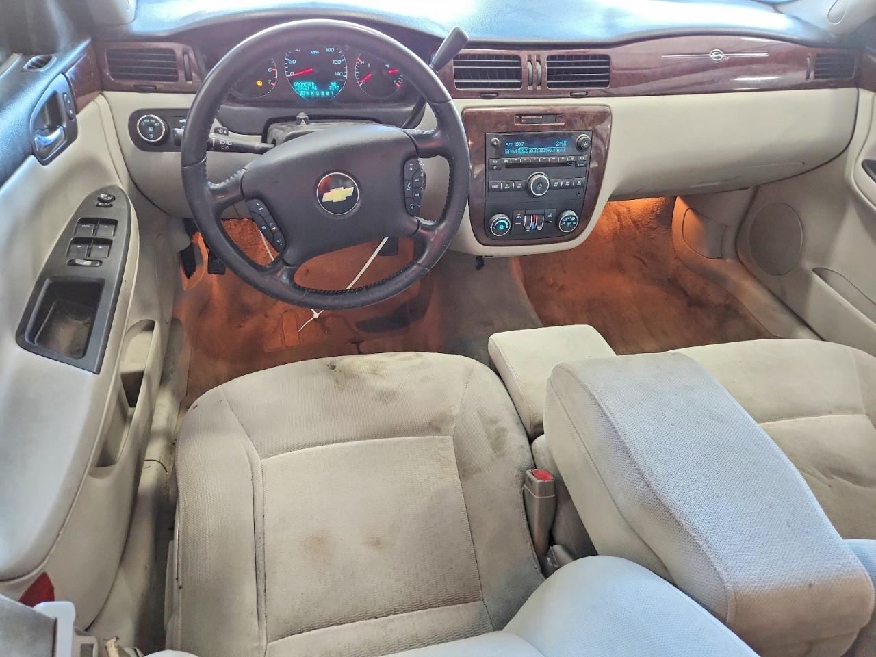 2011 CHEVROLET IMPALA LT photo 8