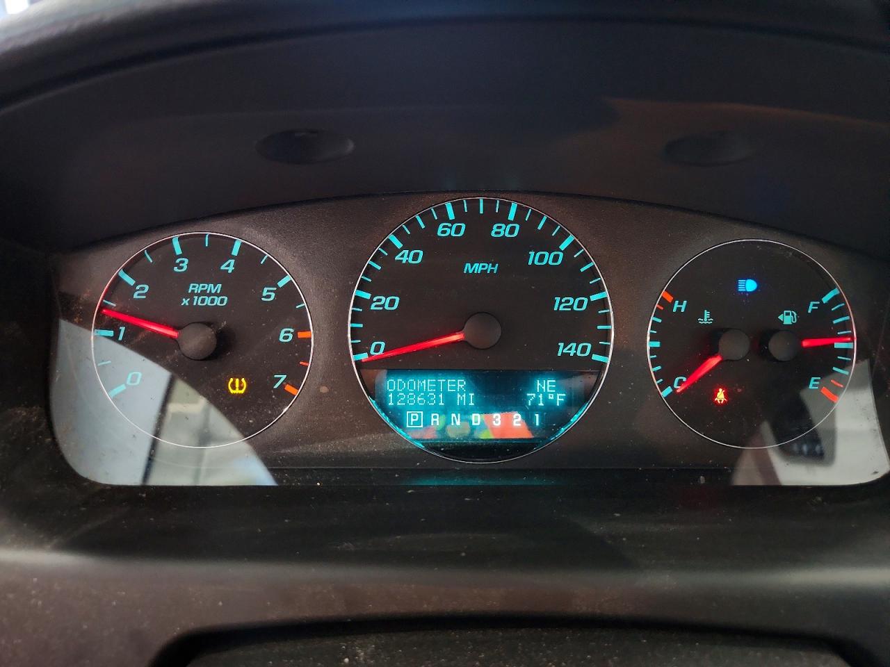 2011 CHEVROLET IMPALA LT photo 9