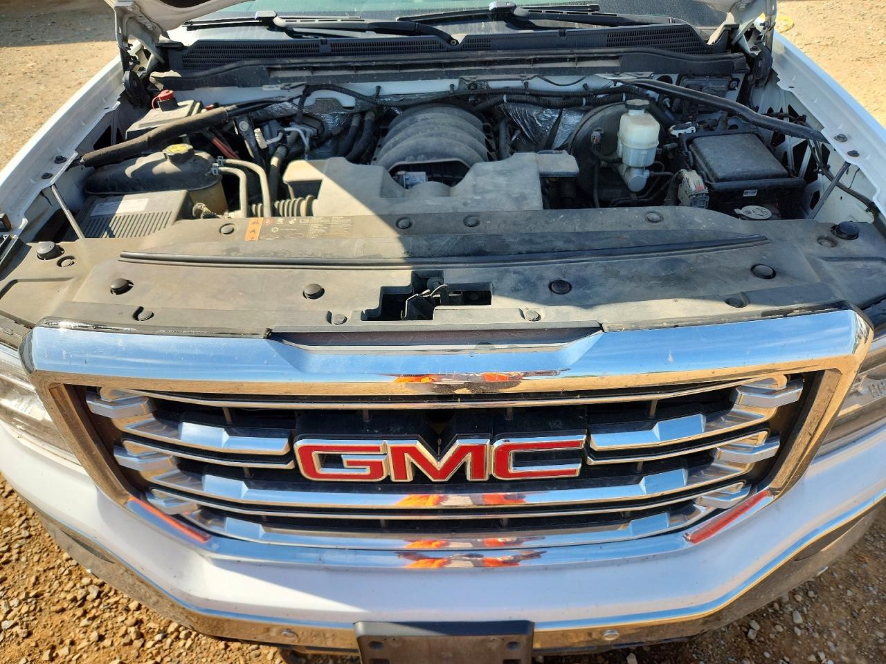 2017 GMC SIERRA K1500 SLT photo 21
