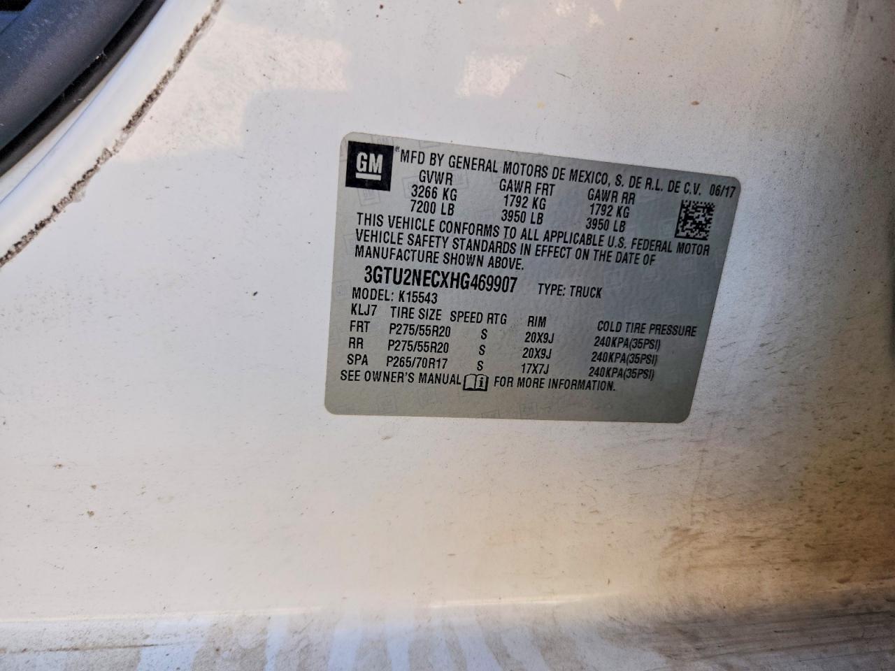 2017 GMC SIERRA K1500 SLT photo 23