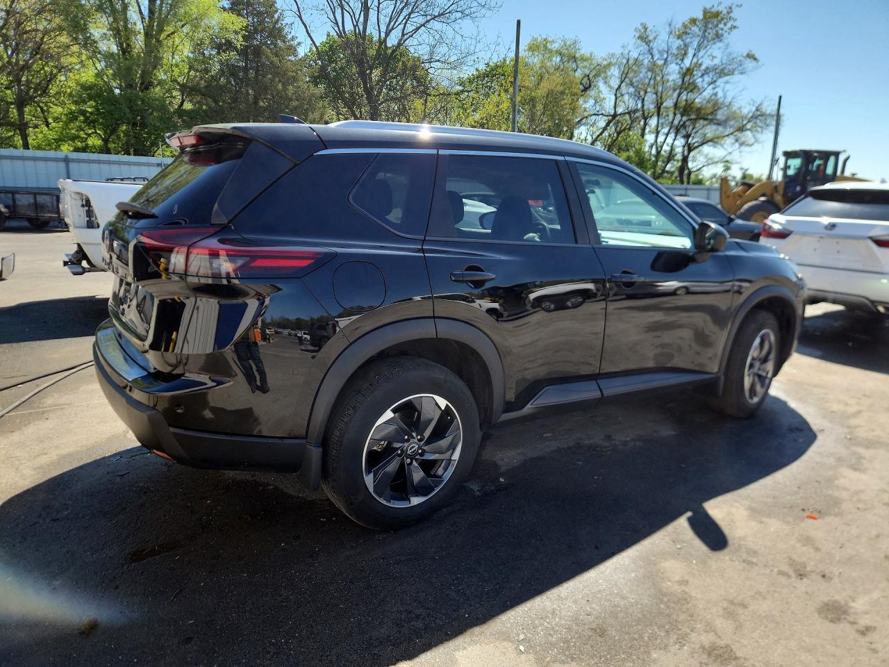 2025 NISSAN ROGUE SV photo 5