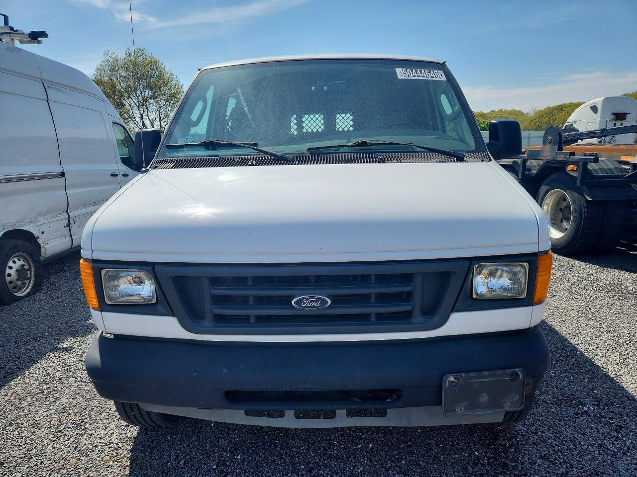 2004 FORD ECONOLINE E250 VAN photo 13