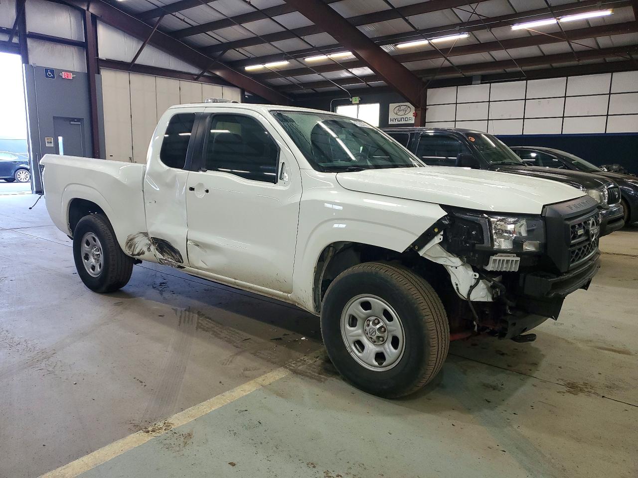 2024 NISSAN FRONTIER S photo 10