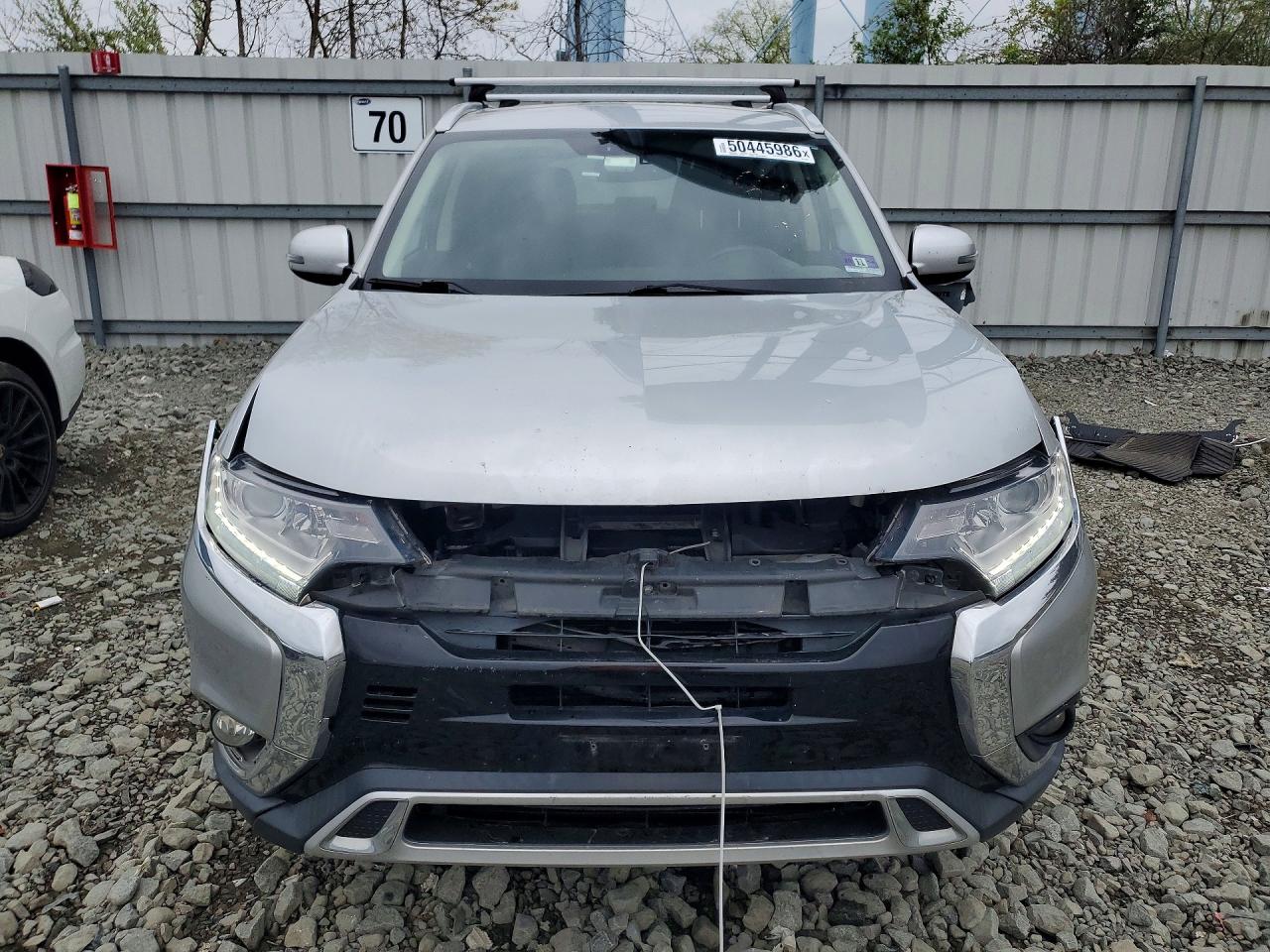 2019 MITSUBISHI OUTLANDER SE photo 9