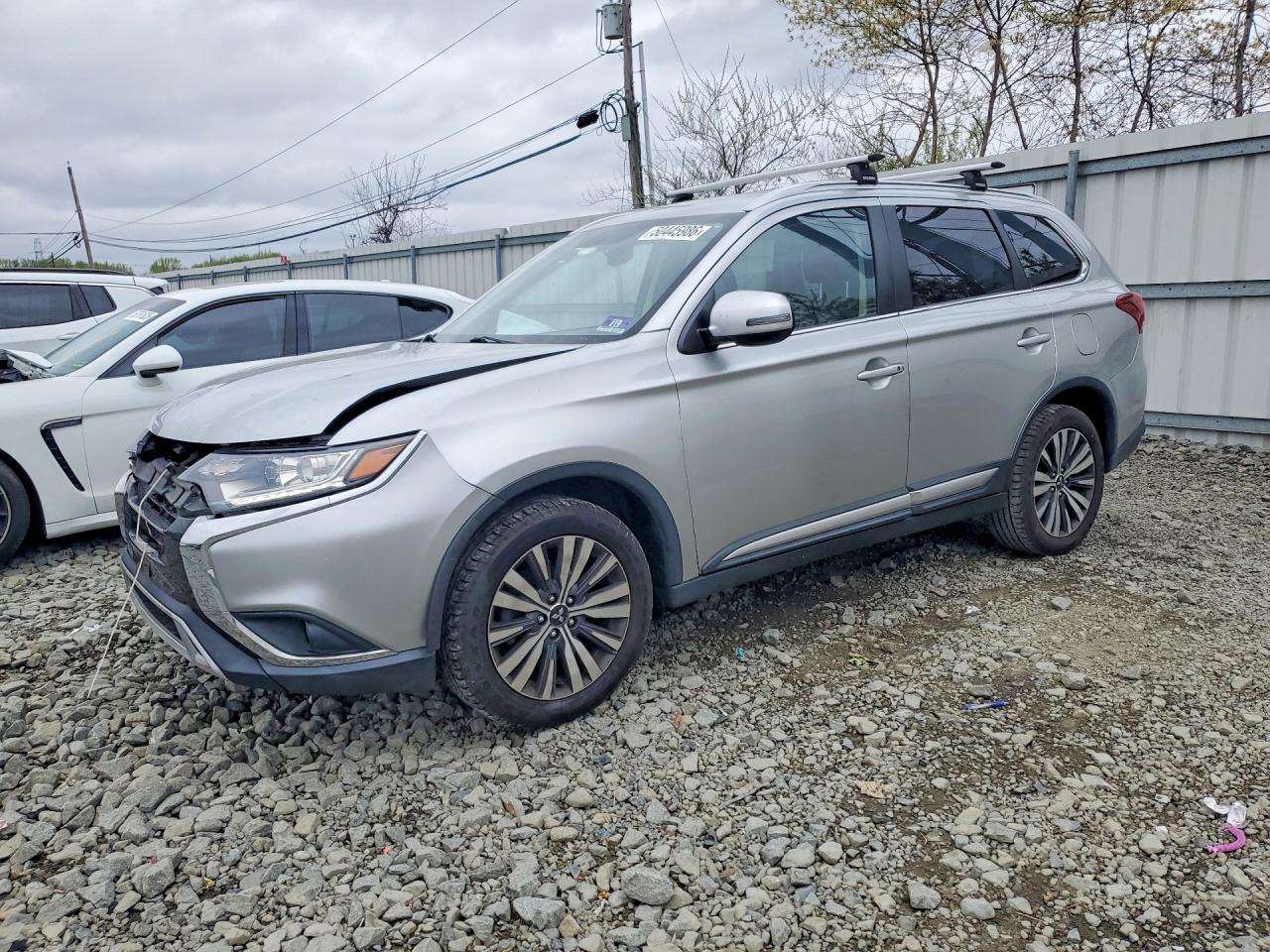 2019 MITSUBISHI OUTLANDER