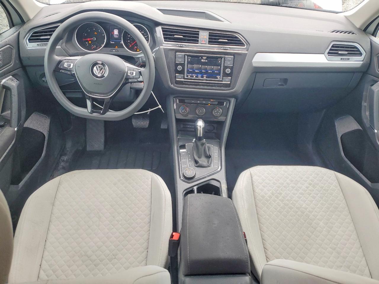 2020 VOLKSWAGEN TIGUAN S photo 22
