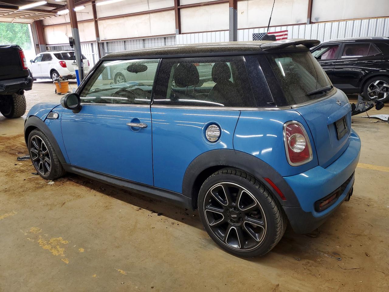 2012 MINI COOPER S photo 4