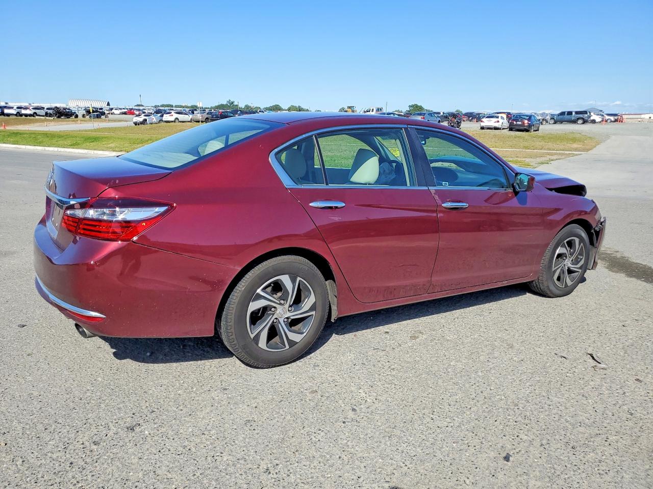 2017 HONDA ACCORD LX photo 5