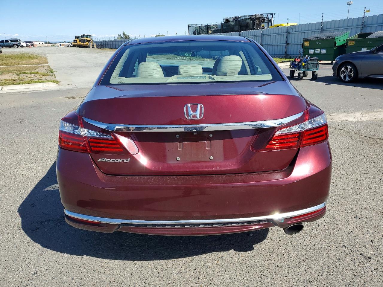 2017 HONDA ACCORD LX photo 11