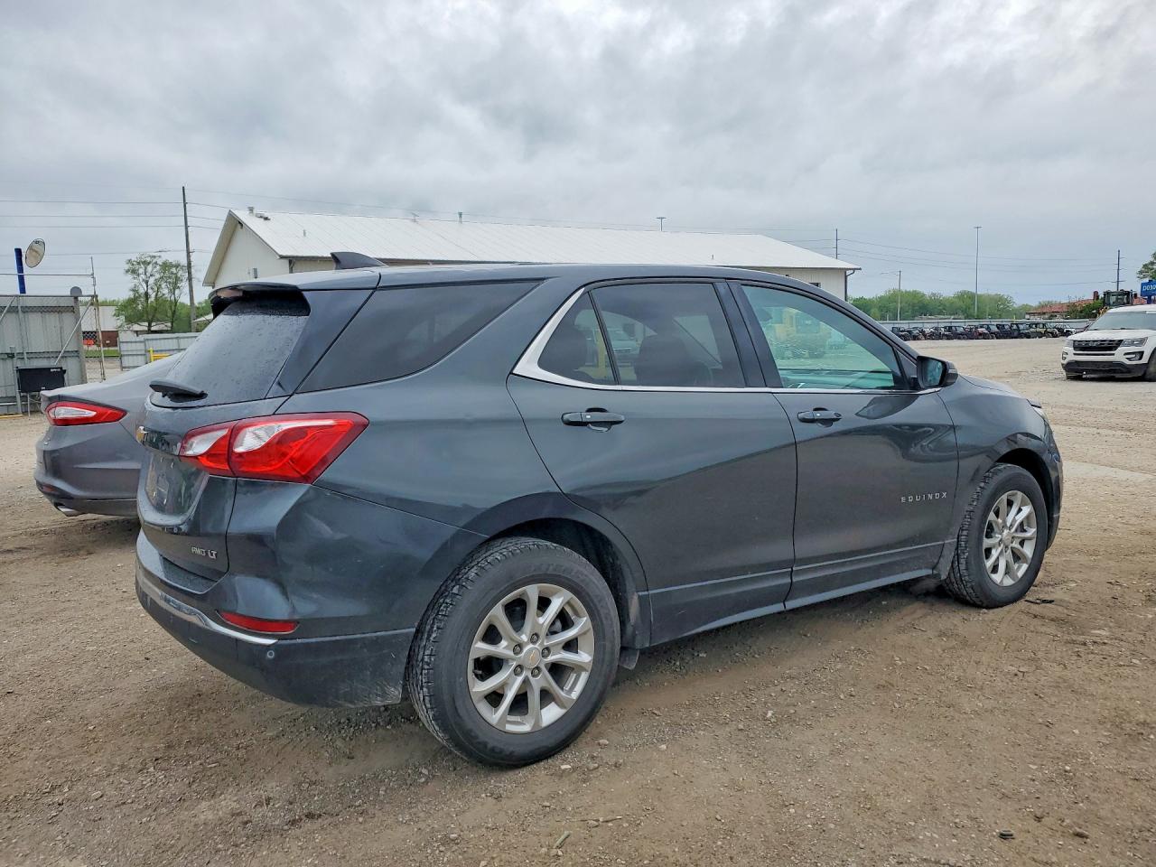 2018 CHEVROLET EQUINOX LT photo 5
