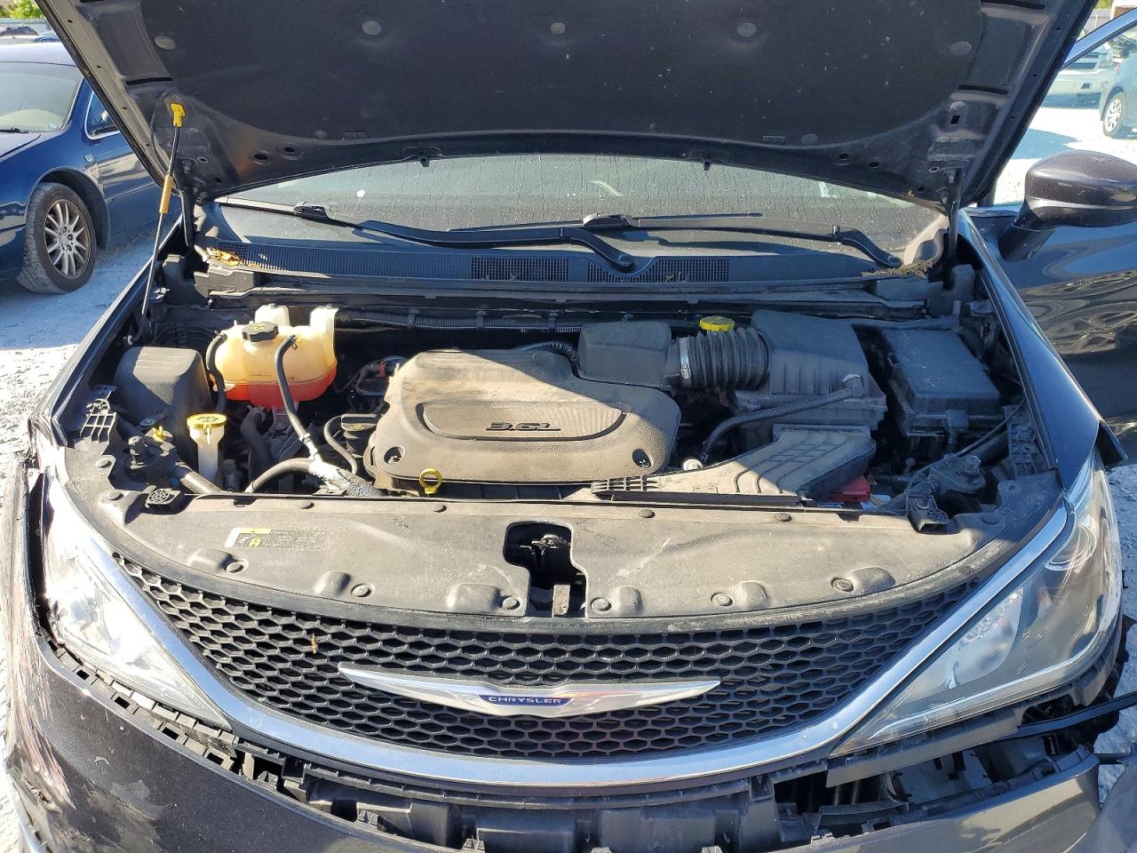 2019 CHRYSLER PACIFICA TOURING PLUS photo 19
