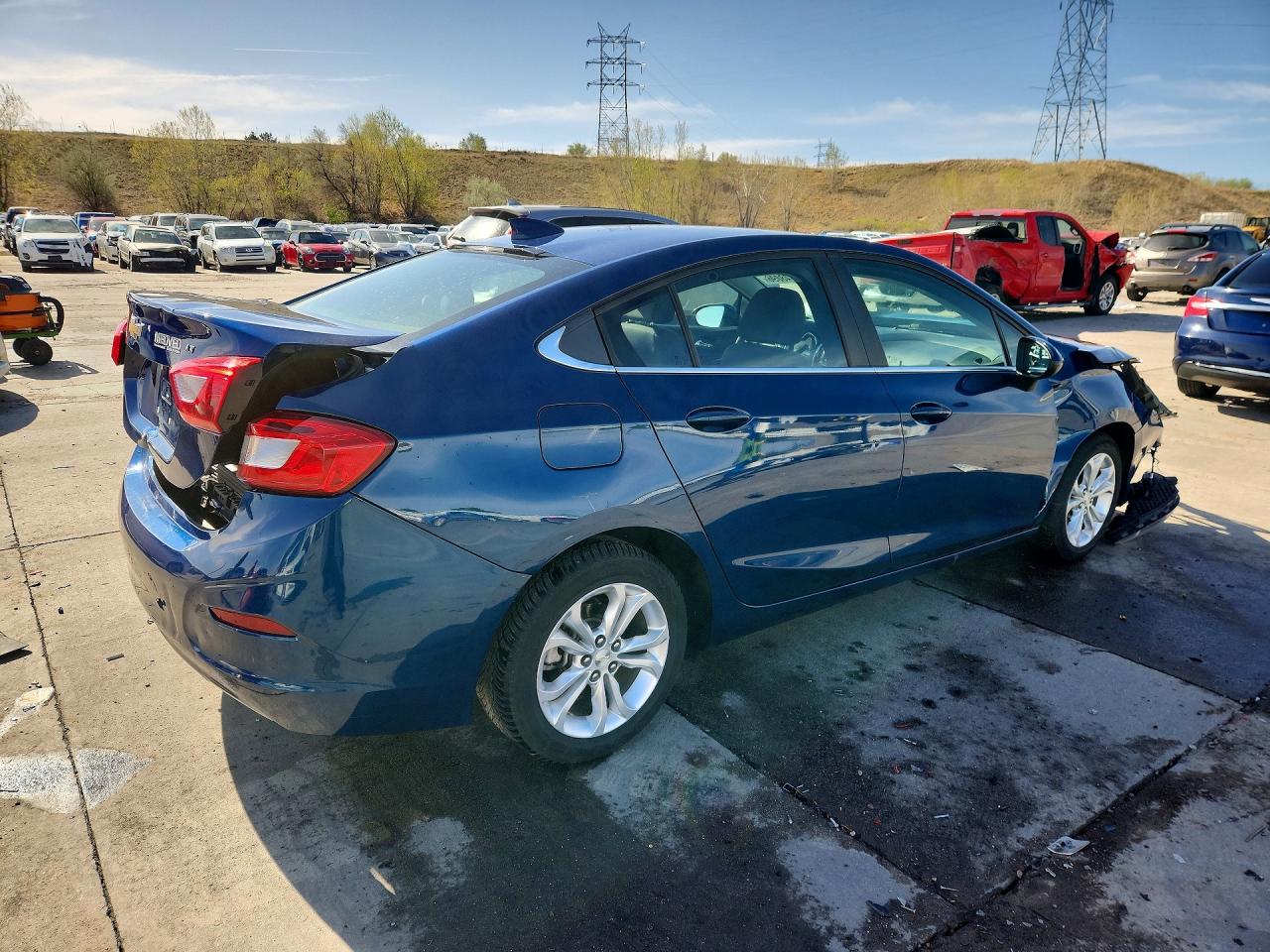 2019 CHEVROLET CRUZE LT photo 5