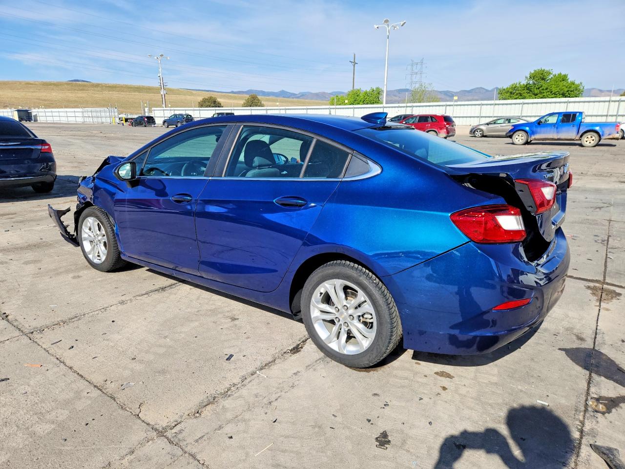 2019 CHEVROLET CRUZE LT photo 3