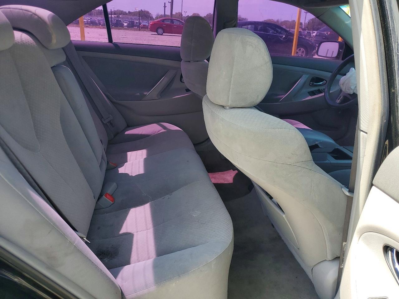 2009 TOYOTA CAMRY LE photo 19