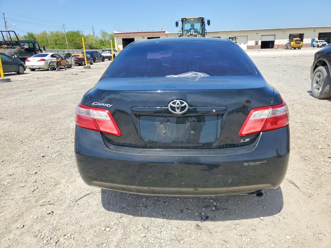 2009 TOYOTA CAMRY LE photo 11