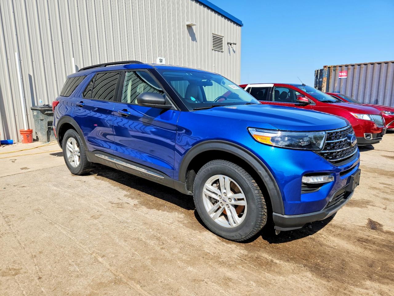 2020 FORD EXPLORER XLT photo 4