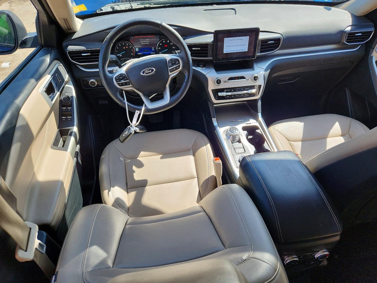 2020 FORD EXPLORER XLT photo 8