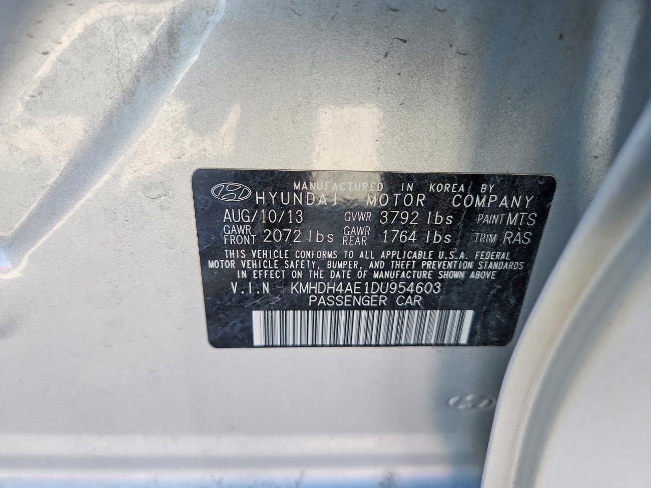 2013 HYUNDAI ELANTRA GLS photo 12