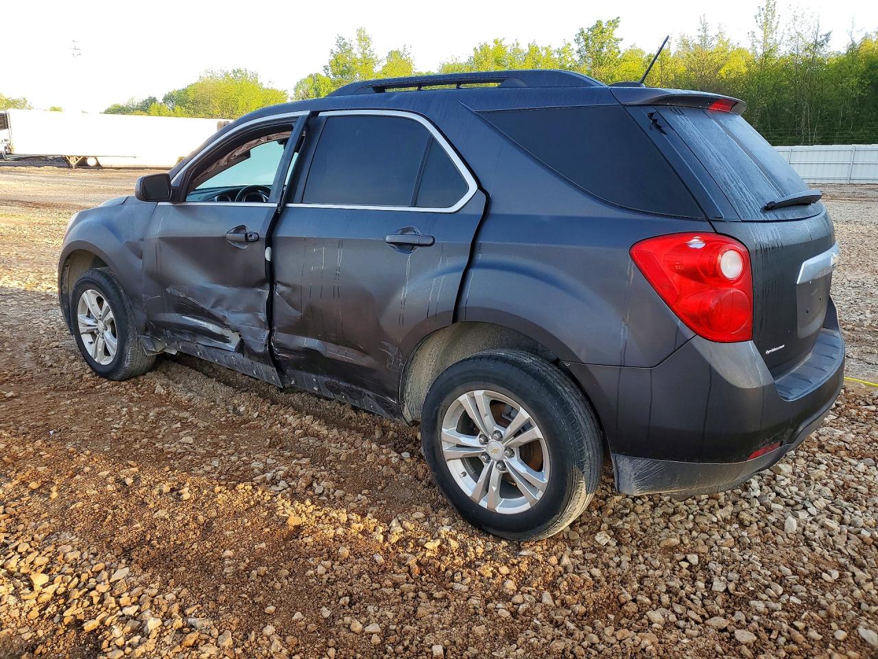 2015 CHEVROLET EQUINOX LT photo 3