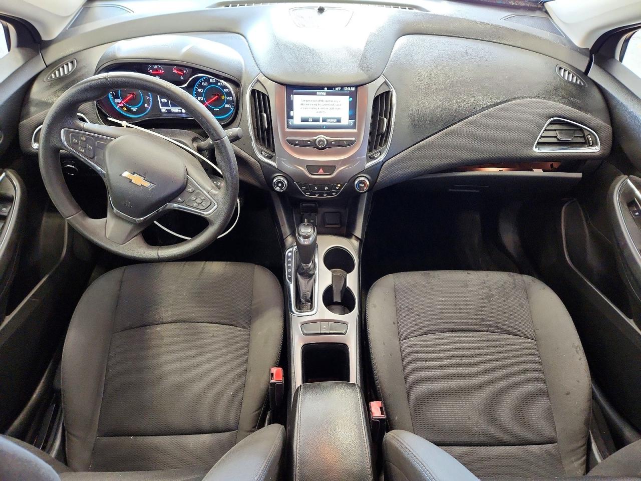 2017 CHEVROLET CRUZE LT photo 22