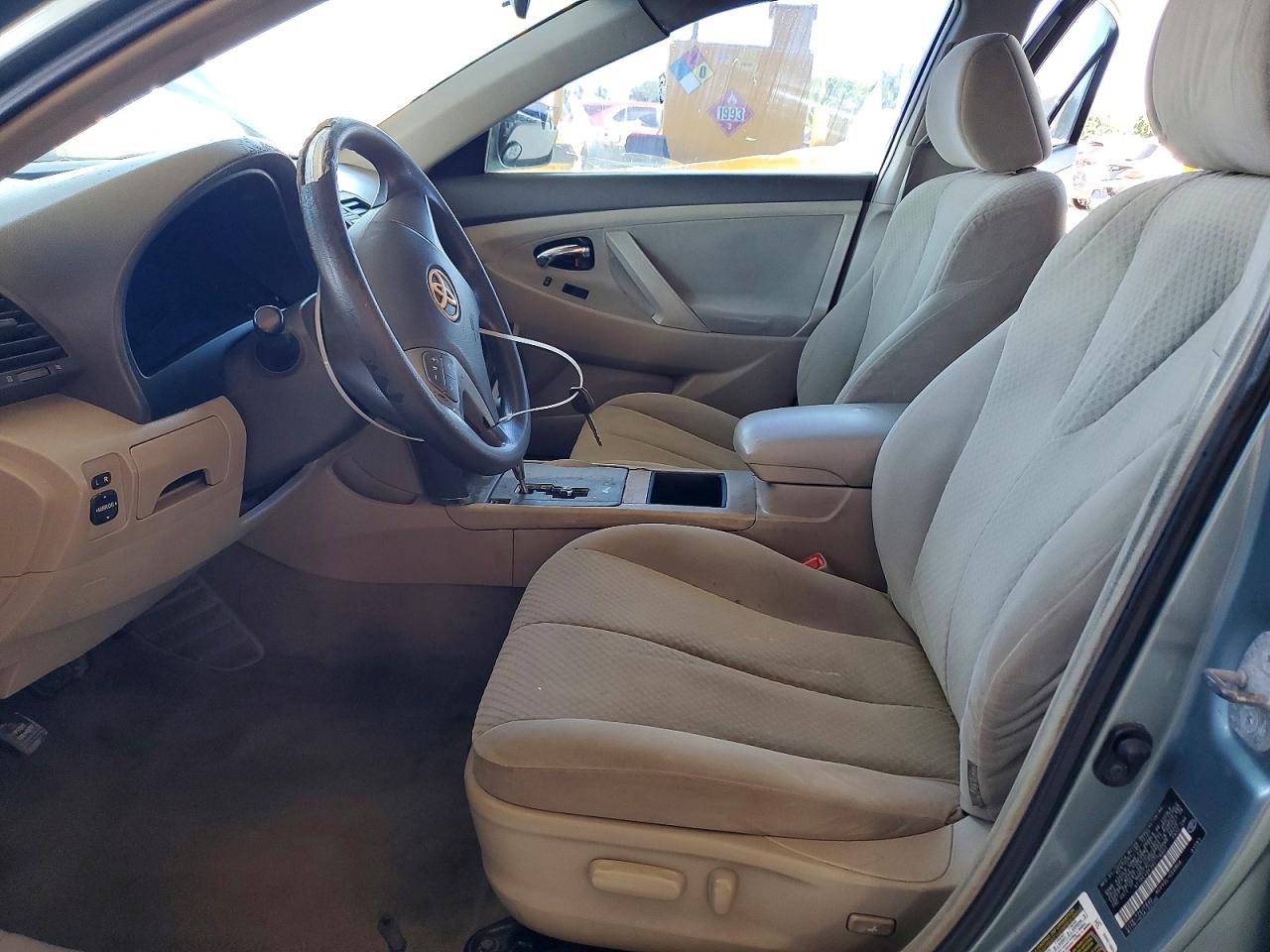 2008 TOYOTA CAMRY LE photo 13