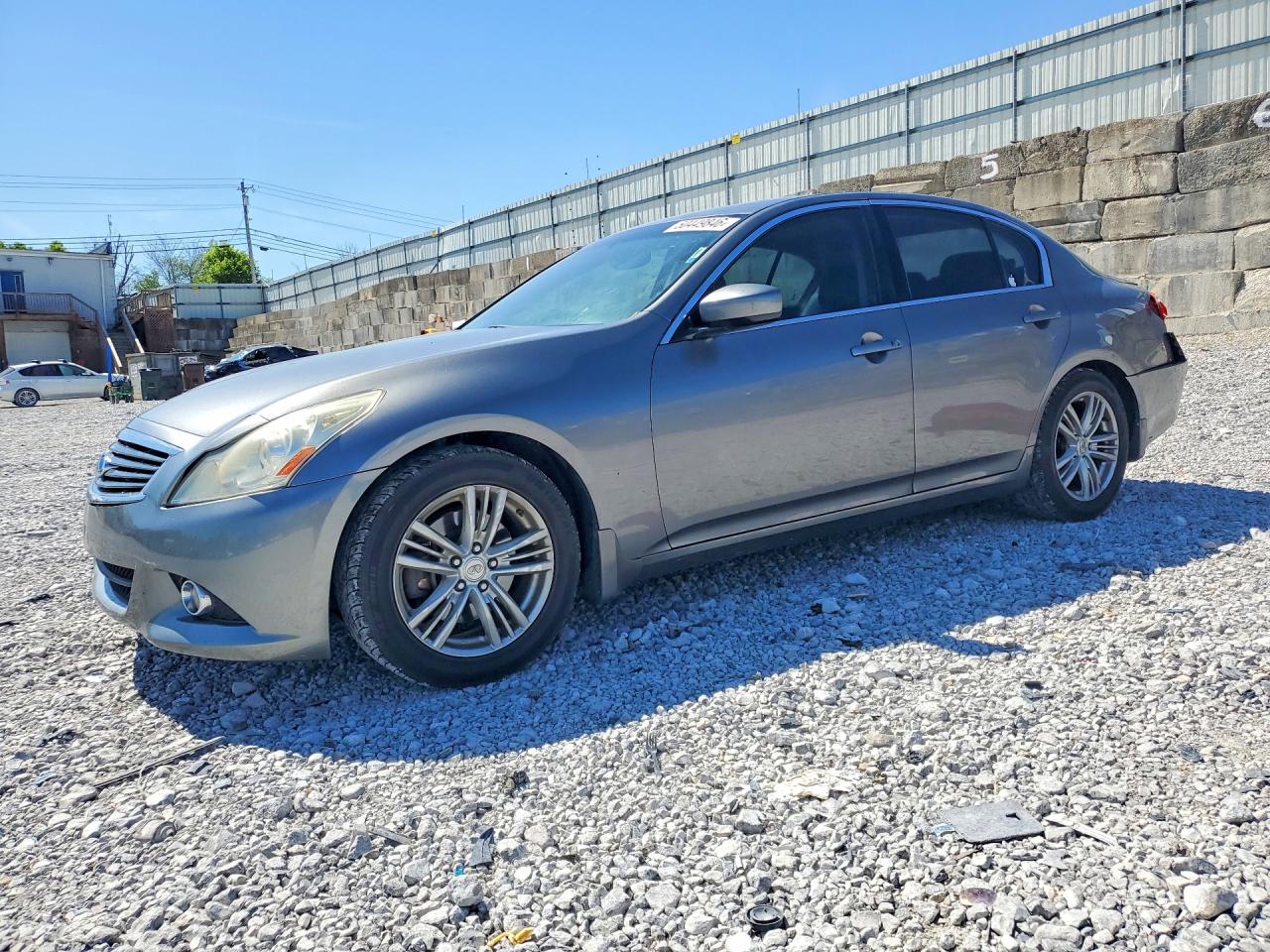 2010 INFINITI G37