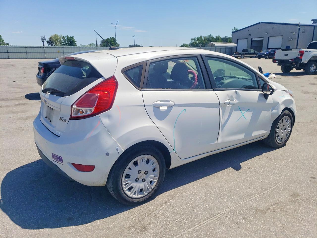 2016 FORD FIESTA S photo 5